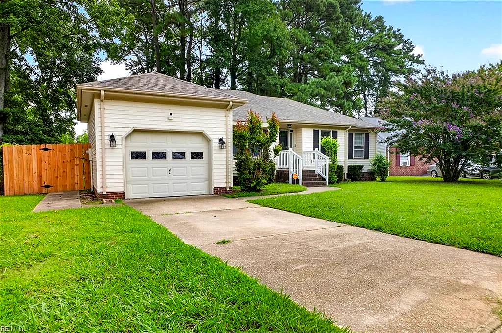 11 Rosser Dr, Hampton — photo