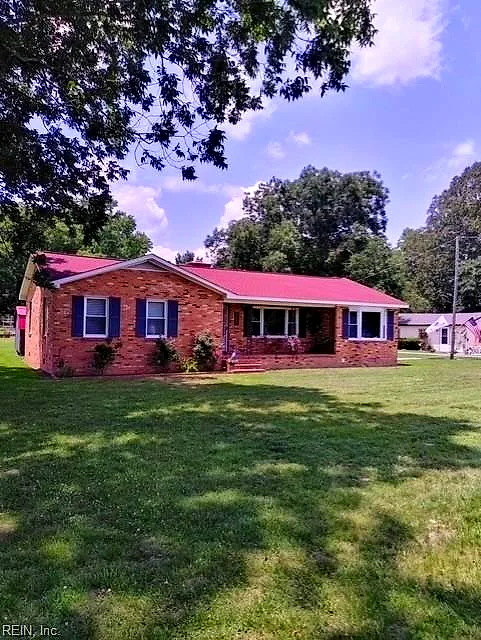 3267 Lake Prince Dr, Suffolk — photo