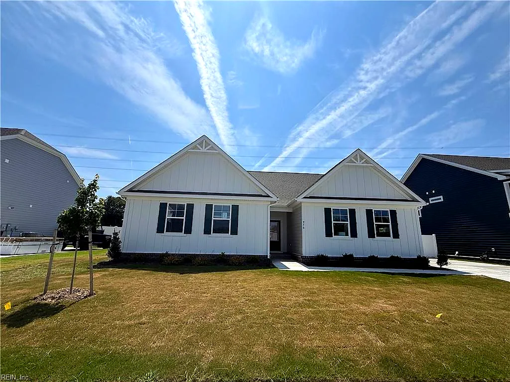 976 Intracoastal Way, Chesapeake — photo