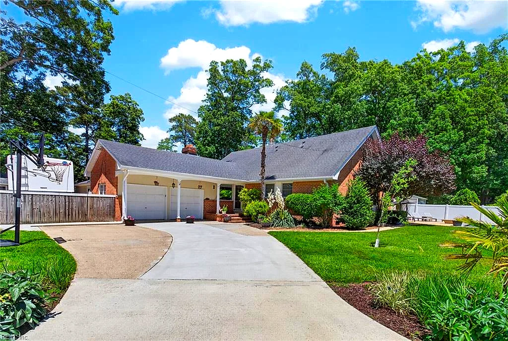 4848 Brigadoon DR, VIRGINIA BEACH VA 23455