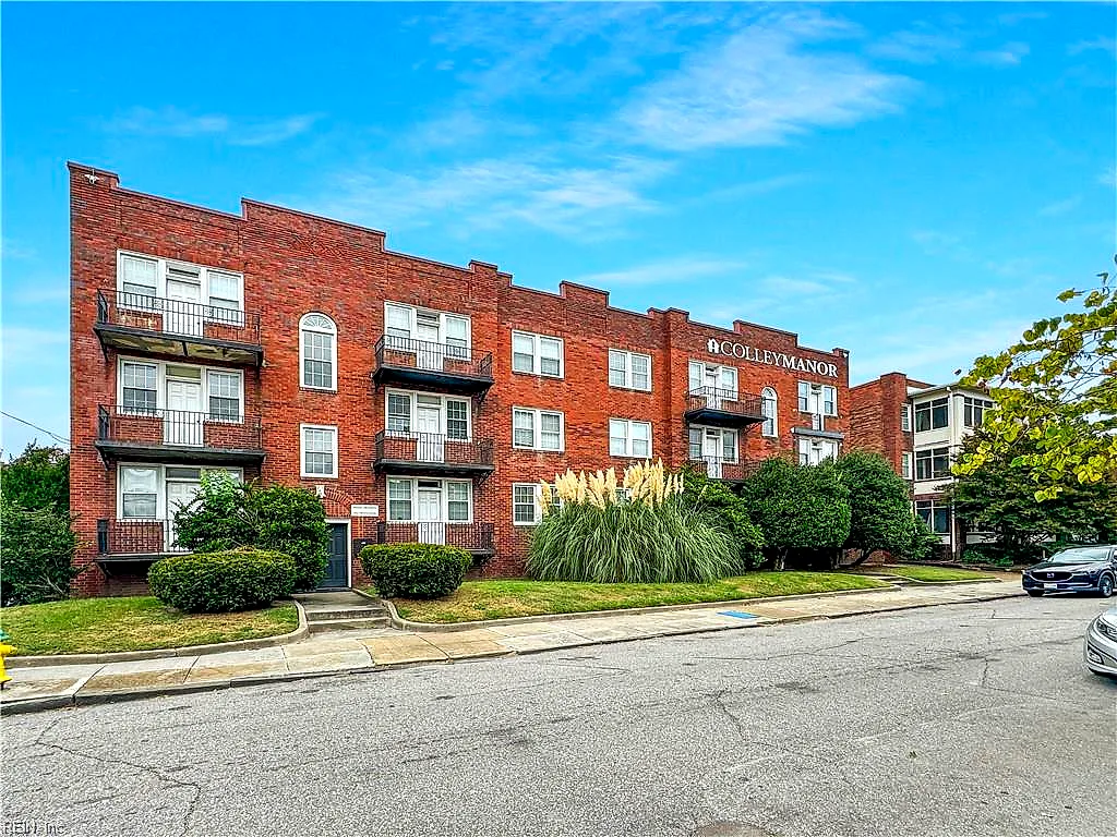 832 Brandon Ave #A5, Norfolk — photo