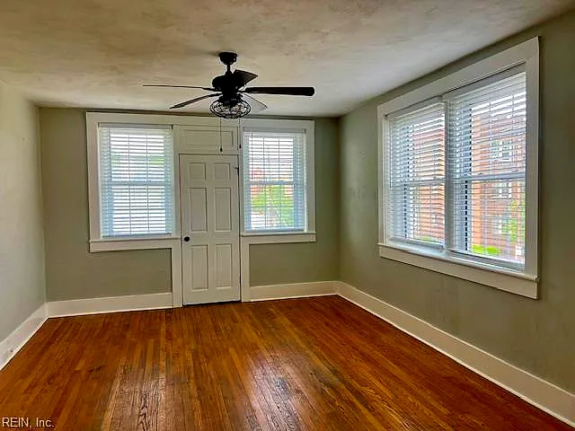 832 Brandon Ave #A5, Norfolk — photo