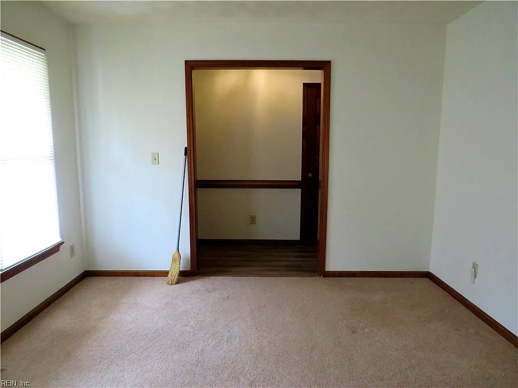 509 Wynngate Ct, Chesapeake — photo