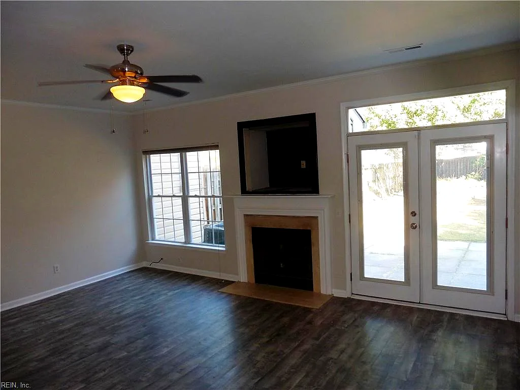 2364 Charing Cross Rd, Virginia Beach — photo