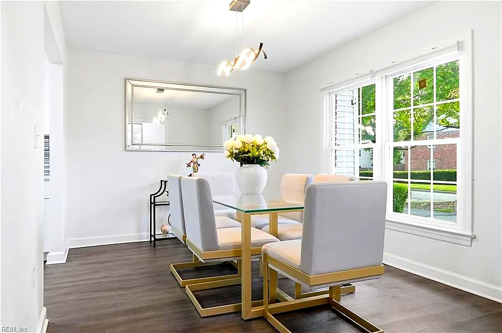 37 Towne Square Dr, Newport News — photo
