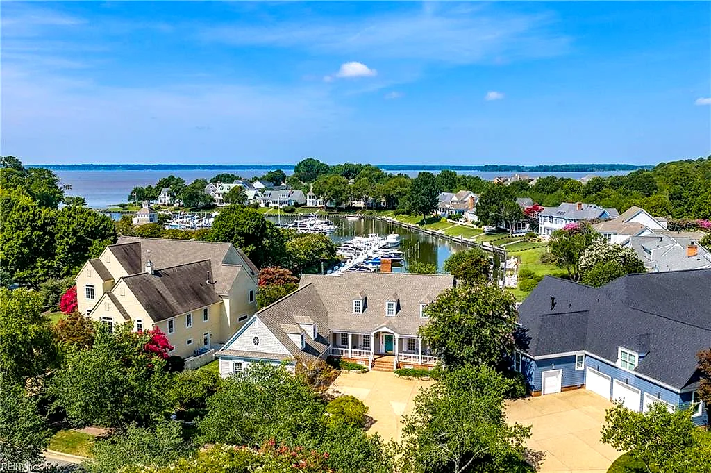 1616 Harbor RD, WILLIAMSBURG VA 23185