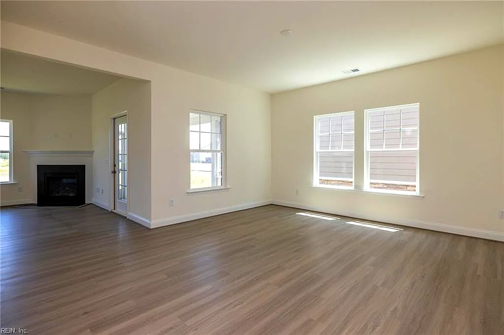 106 Getty Rd, Suffolk — photo