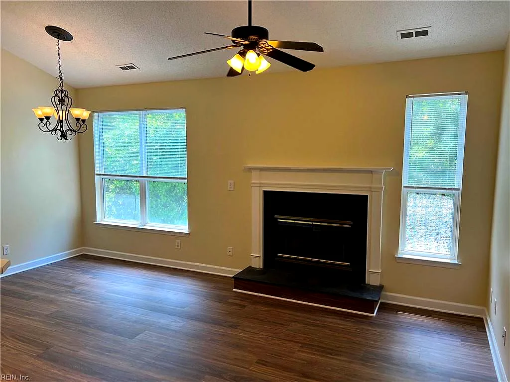 3201 Jade Ct #304, Virginia Beach — photo