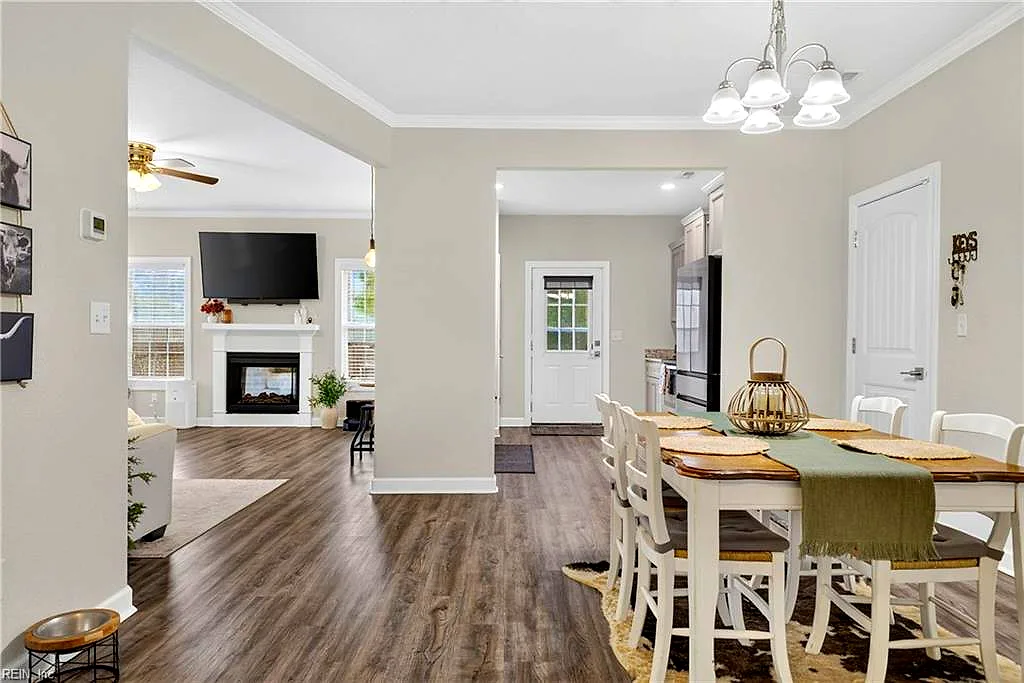 1108 Shell Rd, Chesapeake — photo