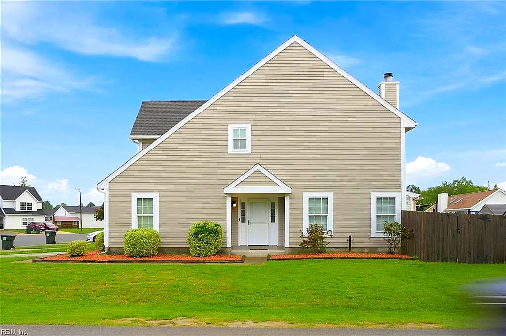 900 Pocahontas CT, SMITHFIELD VA 23430