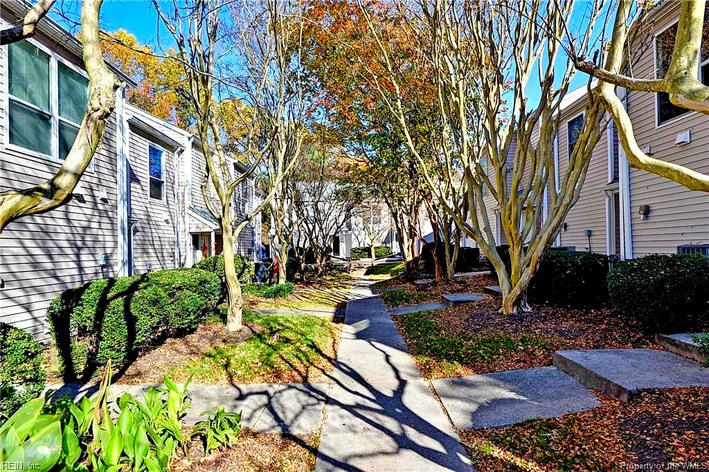 4043 Midlands Rd, Williamsburg — photo