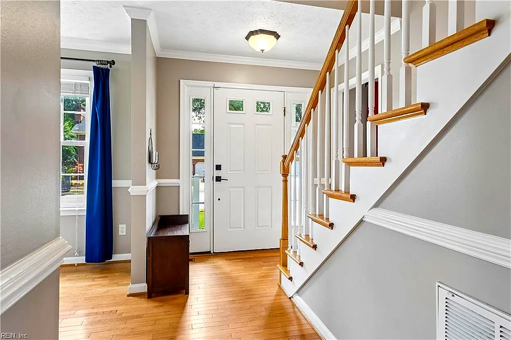 16 Diamond Hill Rd, Hampton — photo