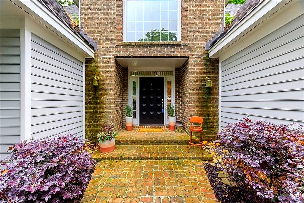 4 Majesties MEWS, WILLIAMSBURG VA 23185