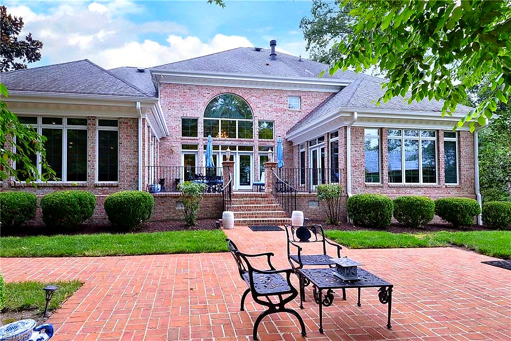 208 Holly Hills Dr Dr, Williamsburg — photo