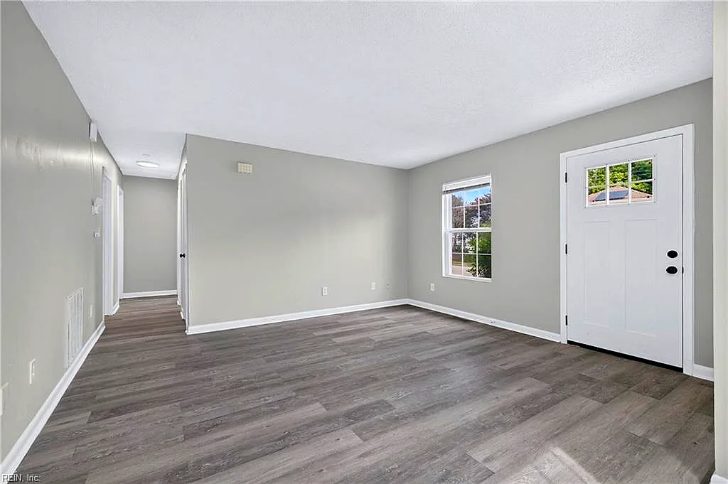 322 S Curry St, Hampton — photo