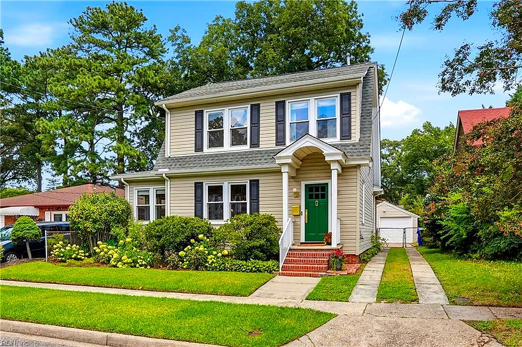 178 W Leicester AVE, NORFOLK VA 23503