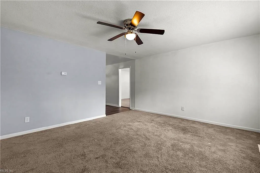 453 Turf Dr, Virginia Beach — photo