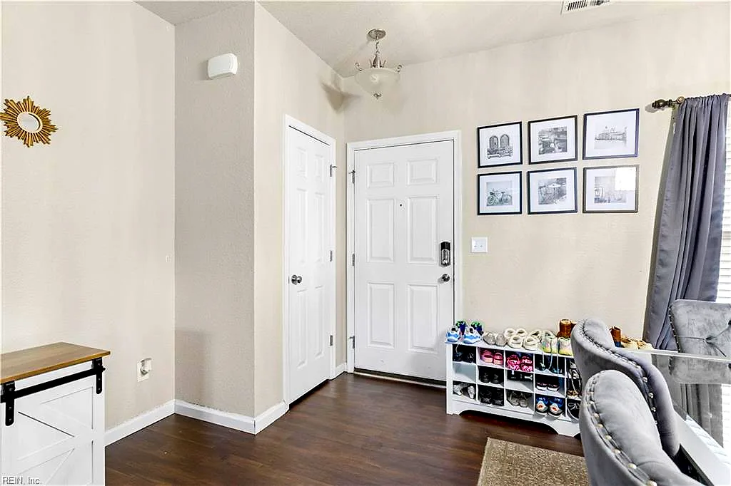 509 Hamilton Ave #C, Portsmouth — photo
