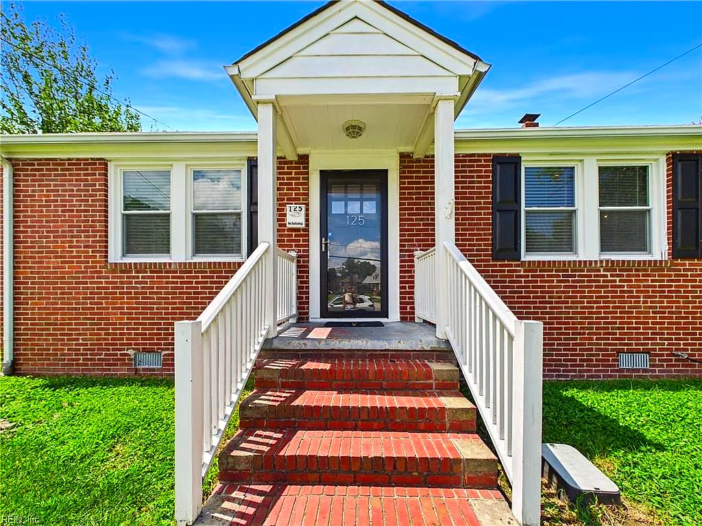 125 Eggleston Ave, Hampton — photo