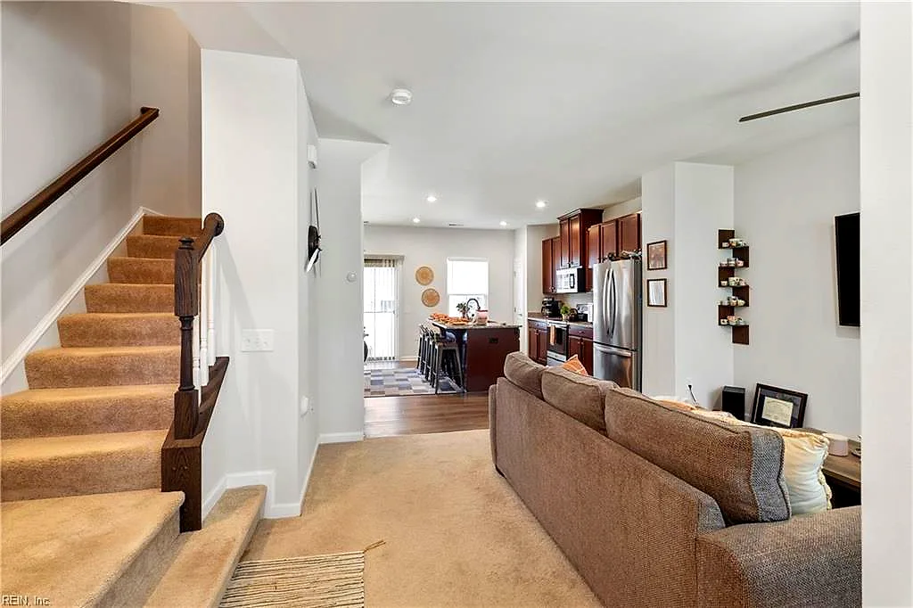 128 Capeside Ct #14b, Williamsburg — photo