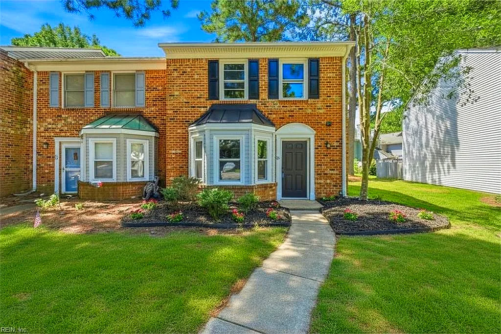 25 Corwin CIR, HAMPTON VA 23666