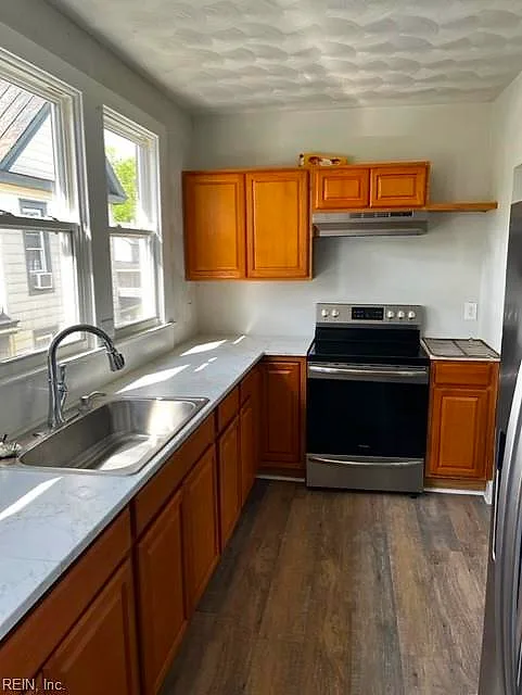 607 N High St #A, Franklin — photo