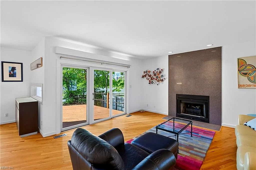820 W 51st St, Norfolk — photo
