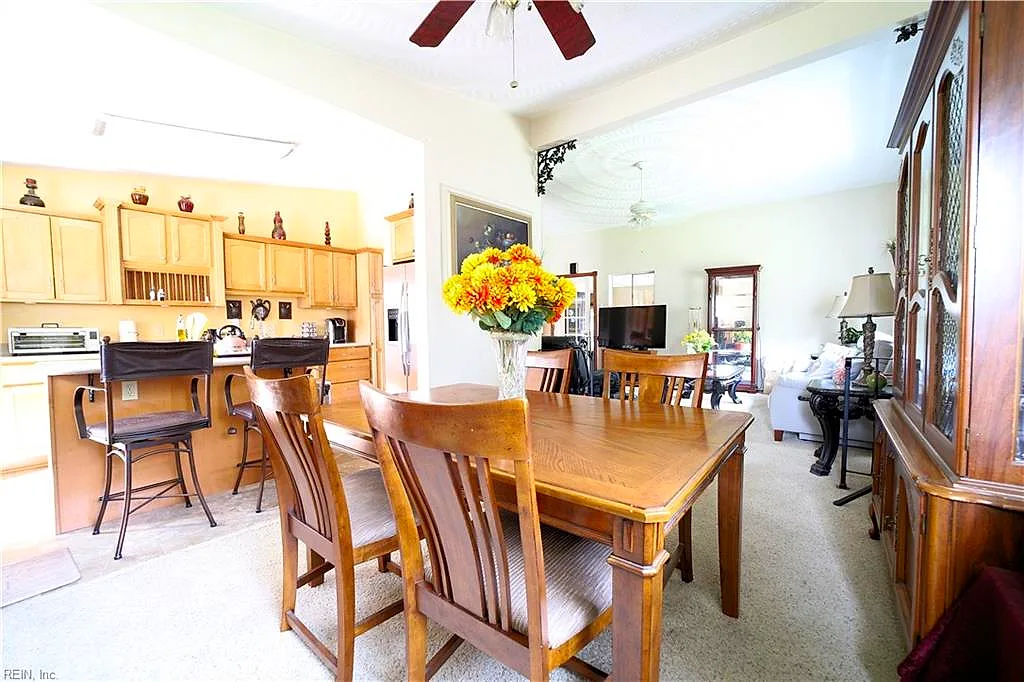 5446 Sandpiper Ln, Norfolk — photo