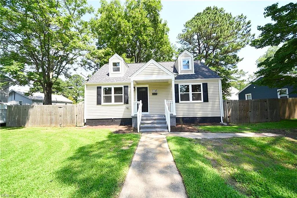 3742 Atterbury ST, NORFOLK VA 23513