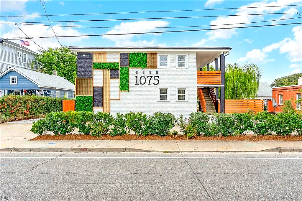 1075 W Ocean View AVE, NORFOLK VA 23503