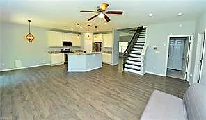 4219 Helen St, Suffolk — photo
