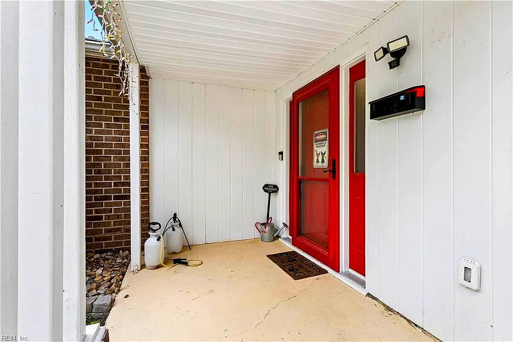 1044 Clipper Dr, Hampton — photo