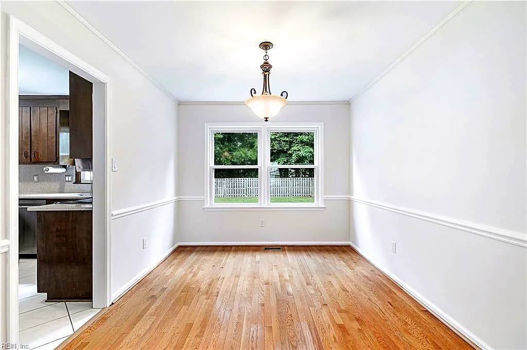 22 Charlene Loop, Hampton — photo