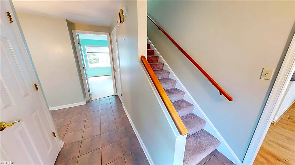 8 Tom Jones Ct, Hampton — photo