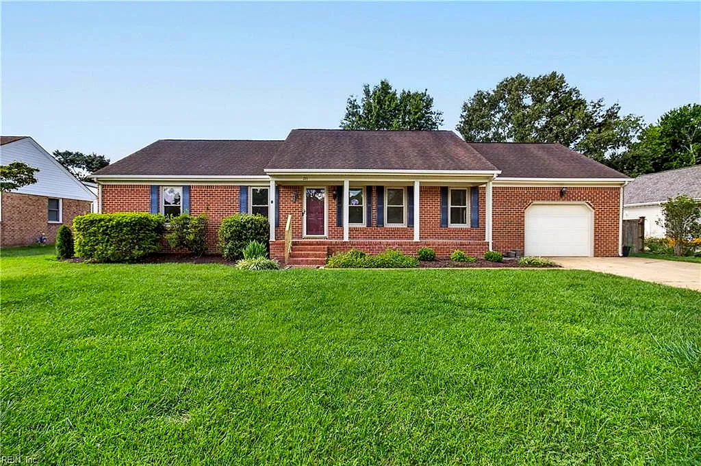 711 Waterstock Ct, Chesapeake — photo
