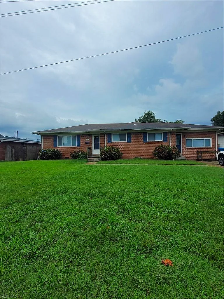 709 Houdon Ln, Virginia Beach — photo