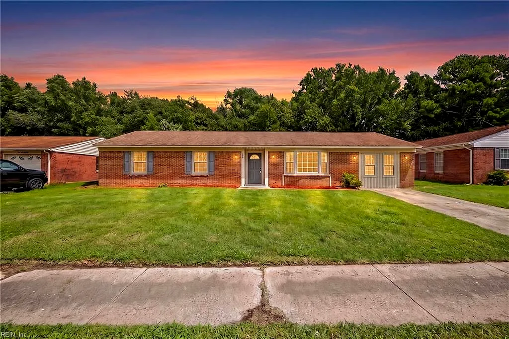 978 Strickland BLVD, VIRGINIA BEACH VA 23464