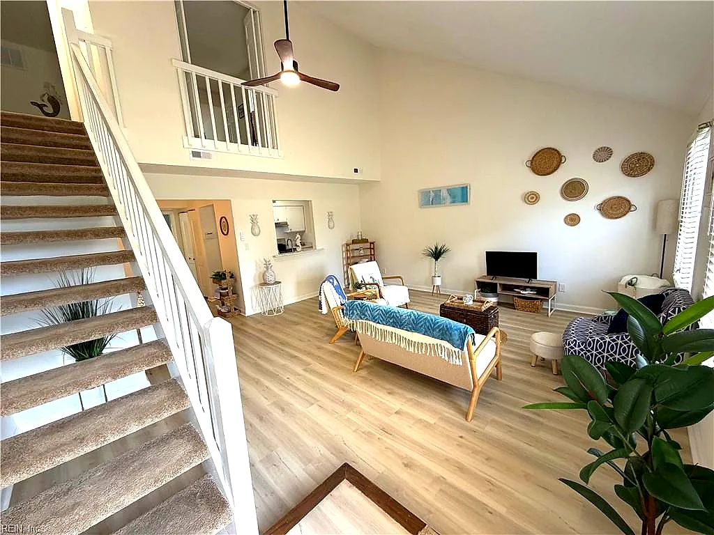 1536 Crescent Pointe LN, VIRGINIA BEACH VA 23453