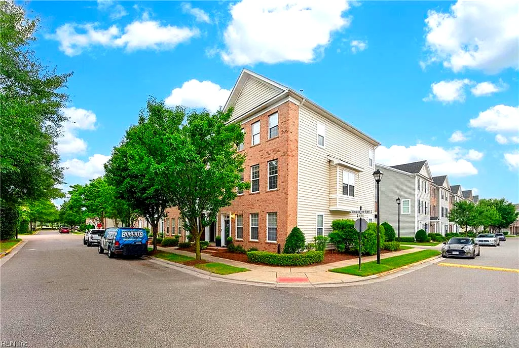 4828 Almandine AVE, VIRGINIA BEACH VA 23462