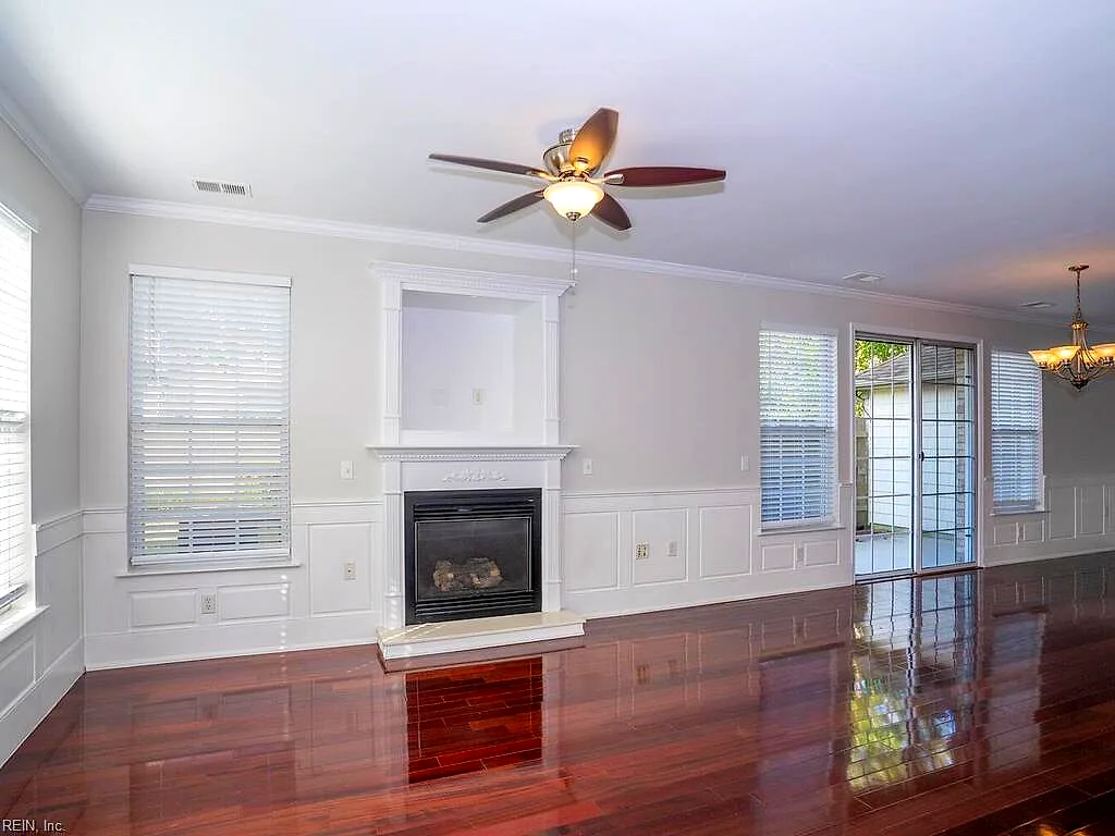 2028 Smallbrooke Ct, Virginia Beach — photo