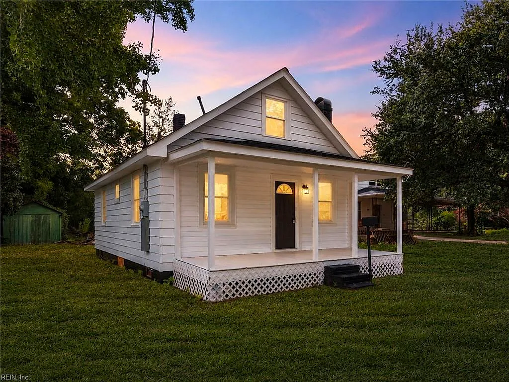 222 N Fifth ST, HAMPTON VA 23664