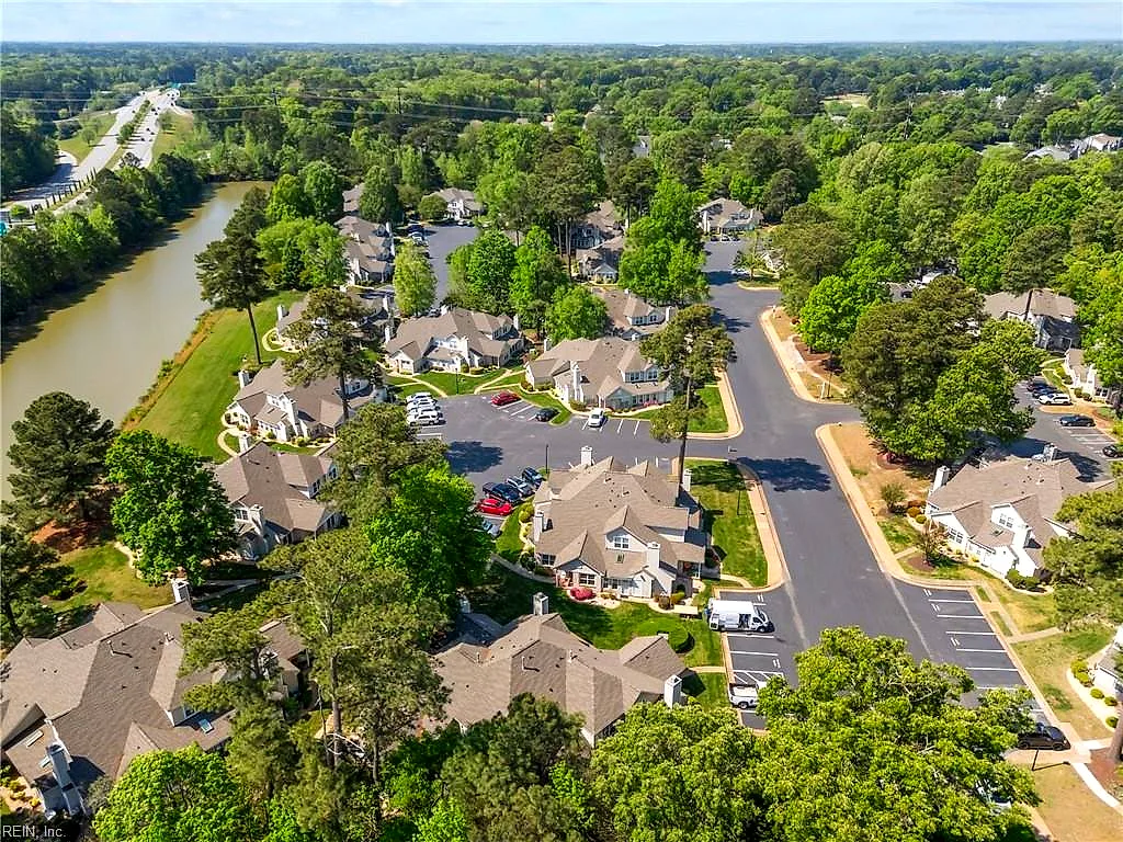 1003 Island Quay, Newport News — photo