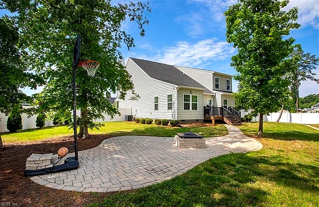 209 Starling Cir, Newport News — photo