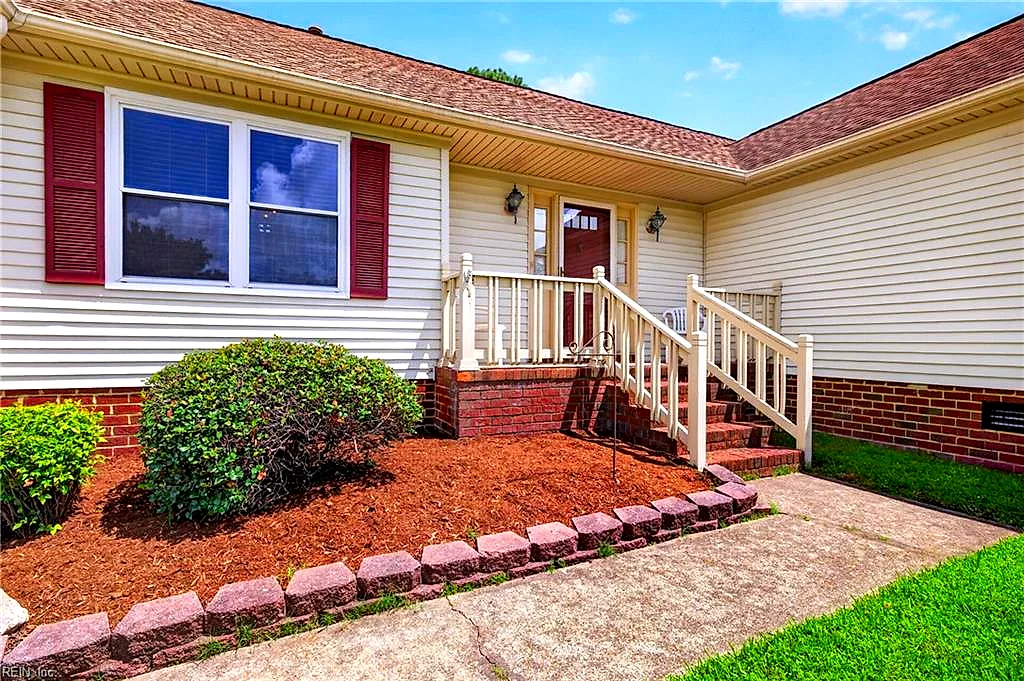 2308 Bobtail Ct, Virginia Beach — photo