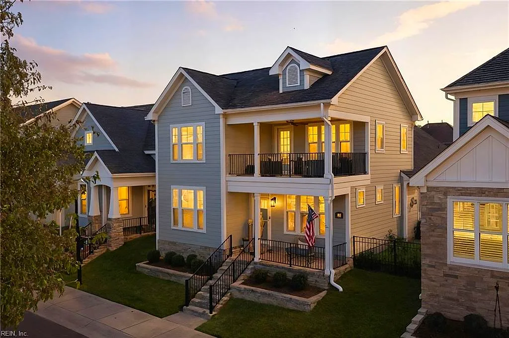 110 Creek LN