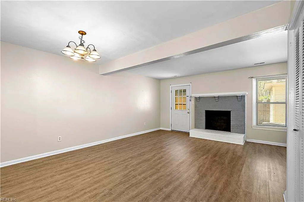 5121 Radcliffe Cir, Portsmouth — photo