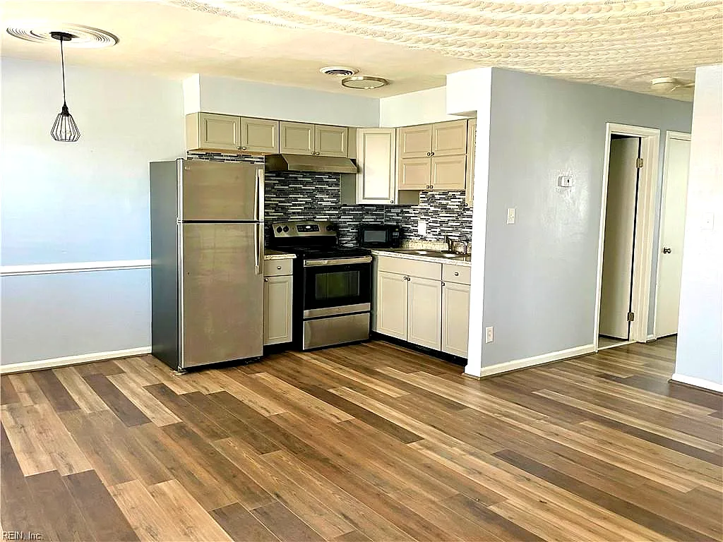2100 Arctic Ave Ave ##14, Virginia Beach — photo