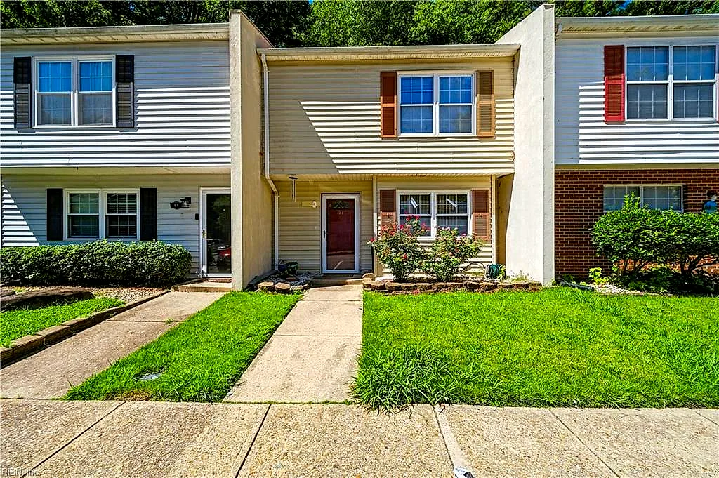 51 Otsego DR, NEWPORT NEWS VA 23602
