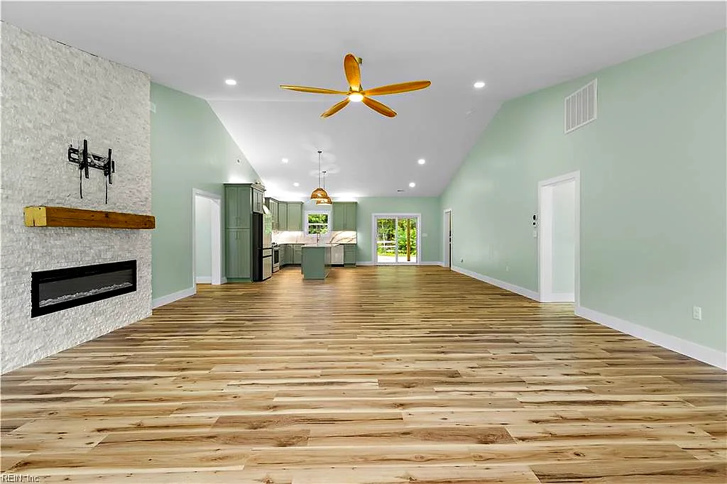 4+Ac Wakefield Rd, Courtland — photo