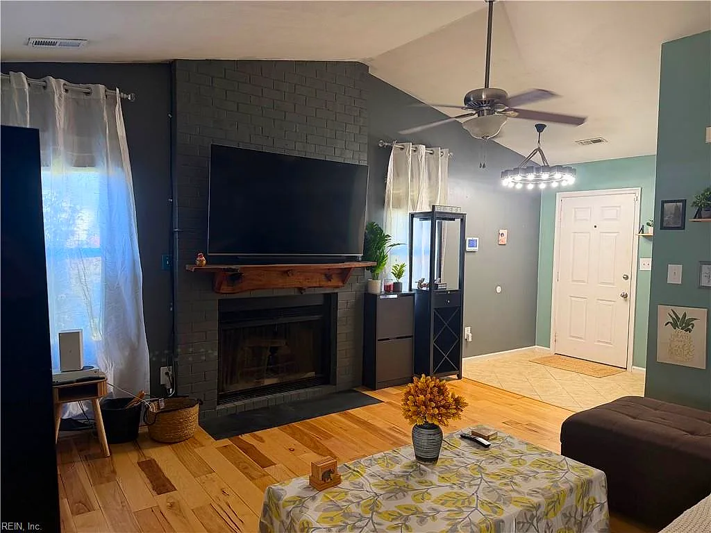 5801 Pleasant Woods Ct, Portsmouth — photo